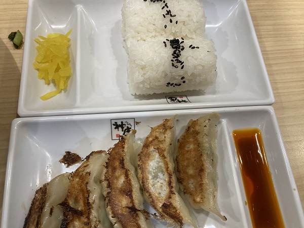 「神座ラーメン」阪急三番街店 