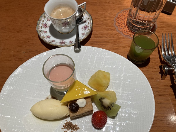 鉄板焼 季流　アイスクリーム＆シャーベット＆フルーツ・食後の飲み物