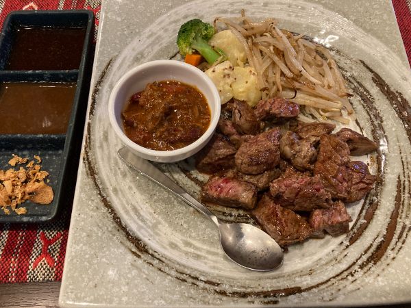 清荒神　ステーキハウスあちちステーキ