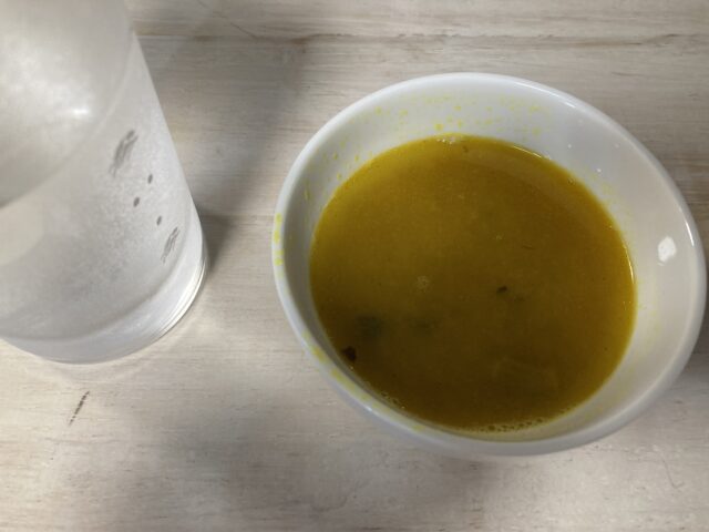 「創作スパイスカレー今藤」レンズ豆スープ