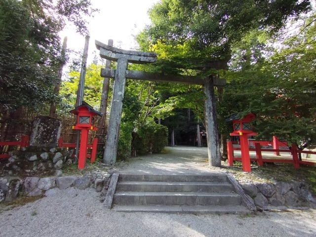 神社鳥居