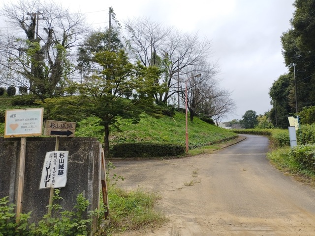 中学校駐車場