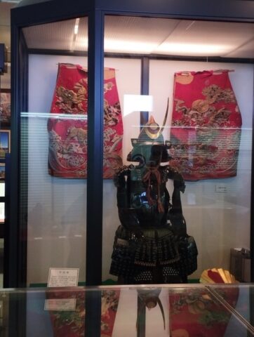 目をひく甲冑